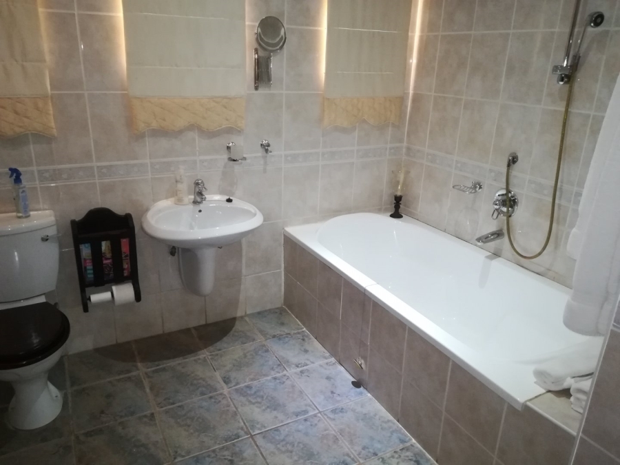 To Let 3 Bedroom Property for Rent in Riebeeckstad Free State